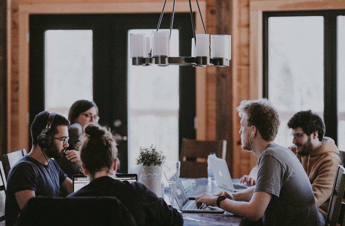 Communicating the coop as community and cause