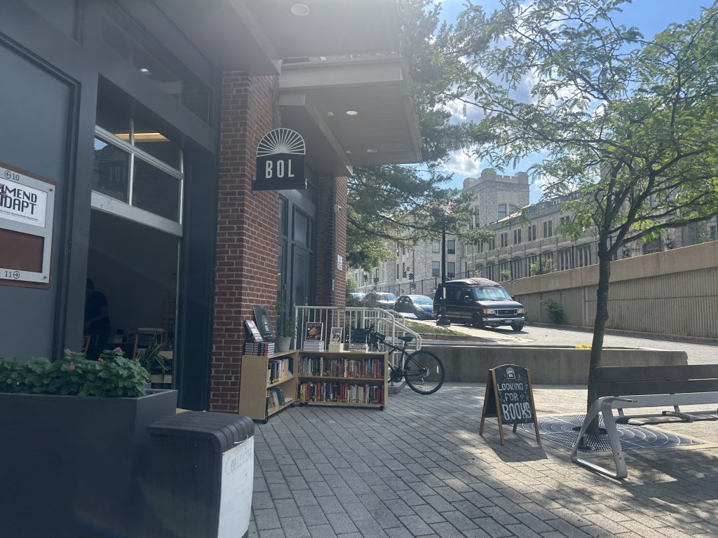 The first cooperative bookstore in Washington