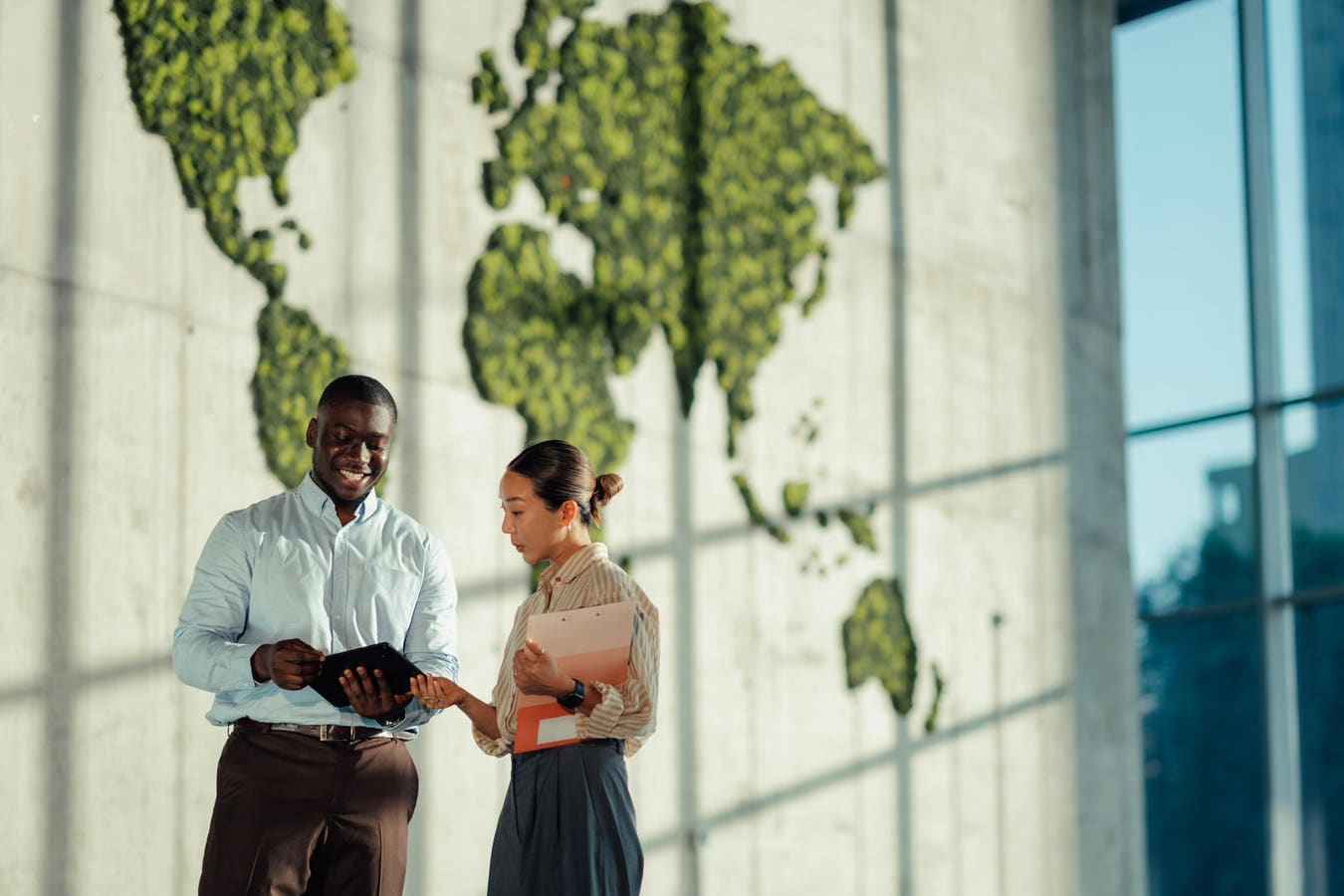 Forbes on the wave of employee buyouts