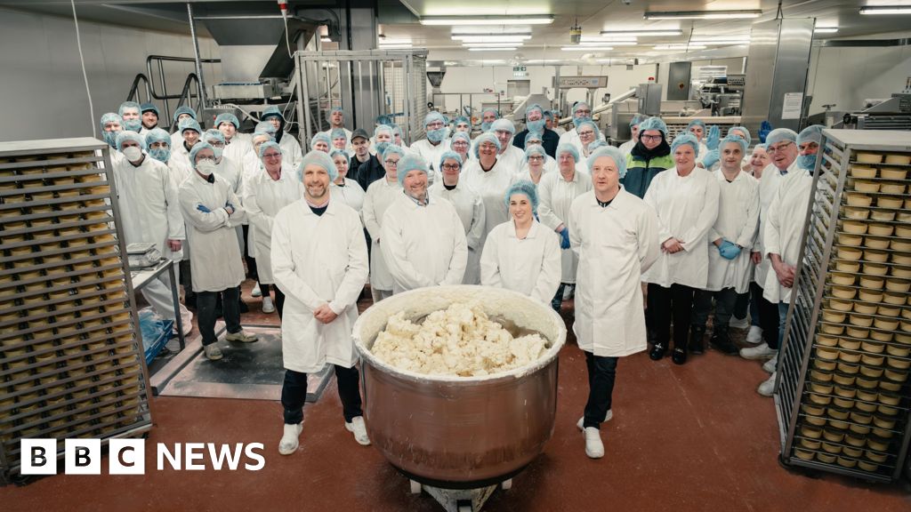 Industrial bakery comes under worker ownership in Lanarkshire