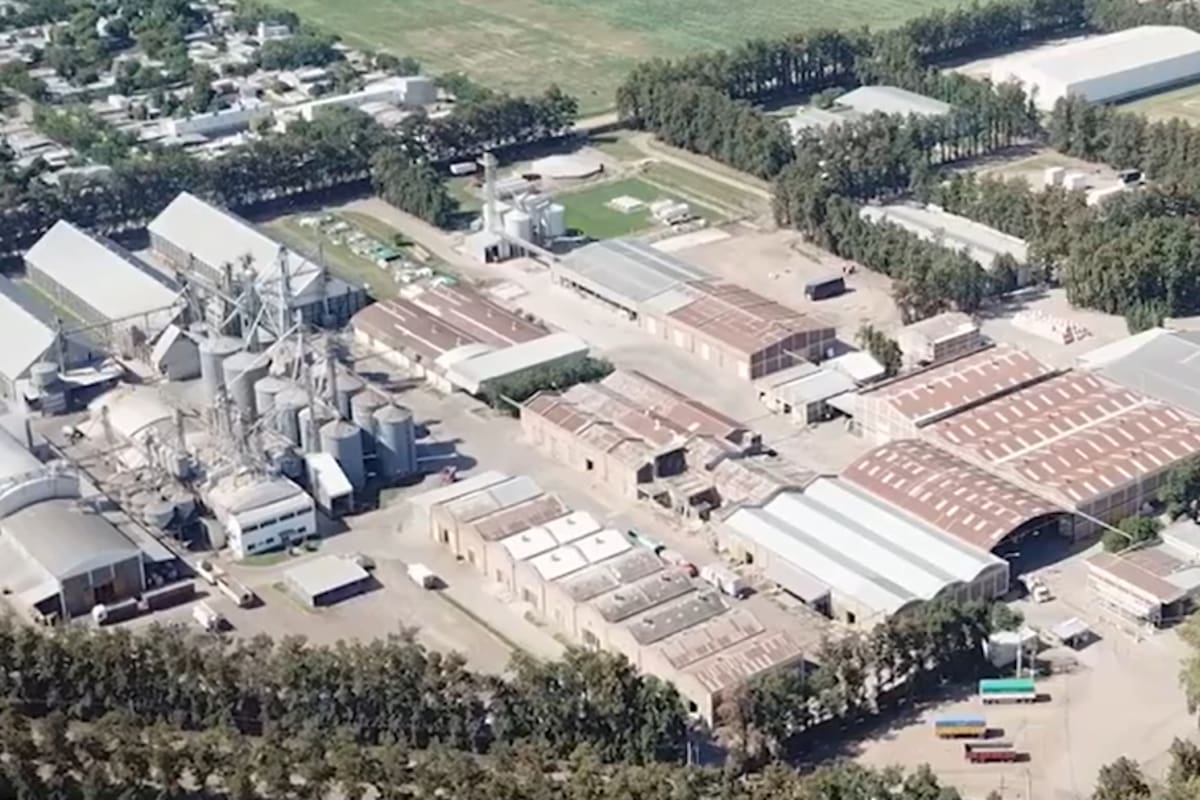 An agricultural cooperative with its own port